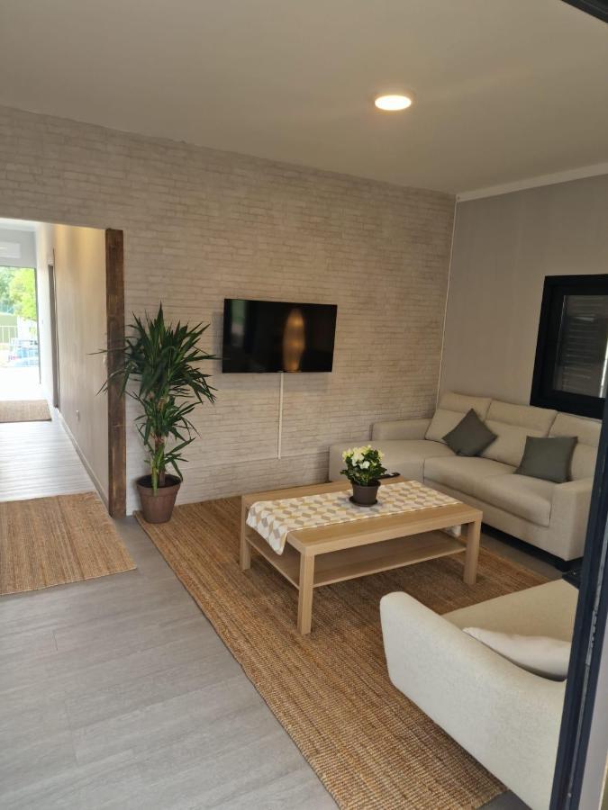 El Nido Del Aguila Hotel Las Gacelas, Becerril Becerril de la Sierra Eksteriør bilde